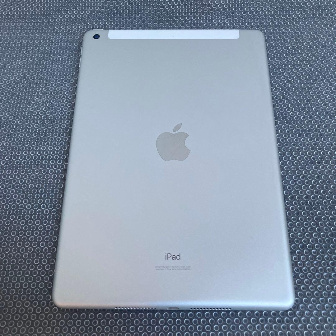 3671【早い者勝ち】電池良好☆iPad8 第8世代 32GB SIMフリー☆