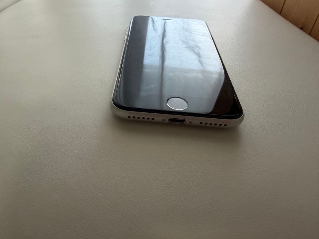 iPhone SE 第二世代 ホワイト SE2 128GB