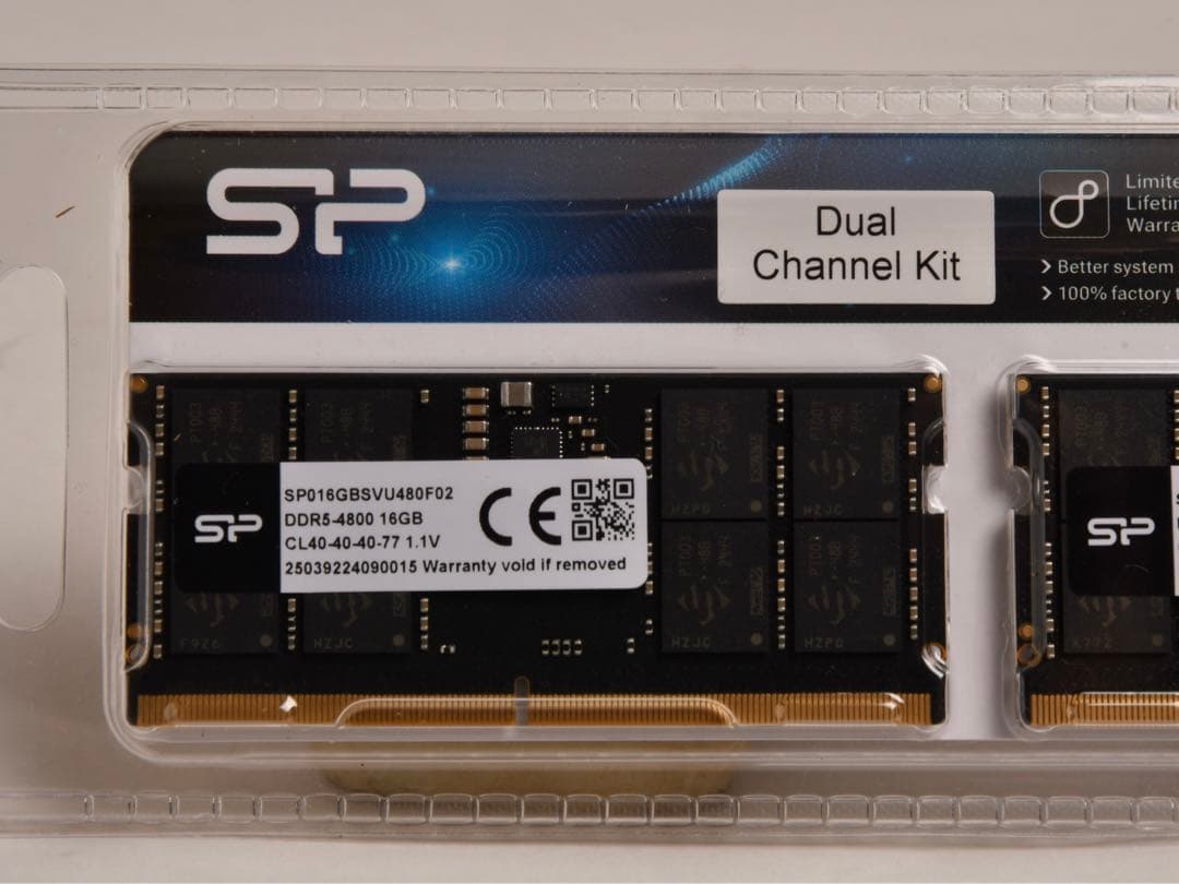 シリコンパワー　DDR5メモリー16GB2枚新品未開封 値下げです