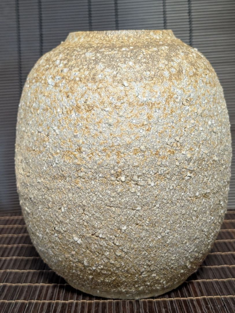 越前焼　伝統的な和風陶器 花瓶