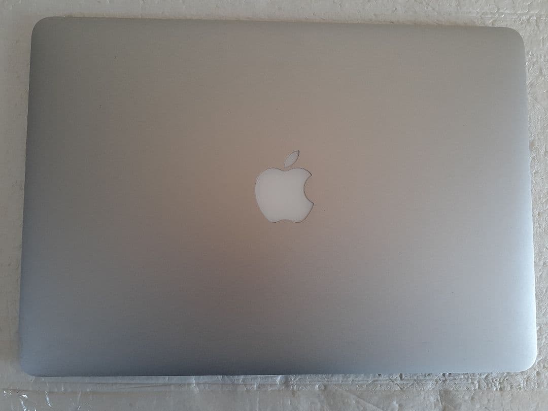 MacBook Air A1466(箱付き)