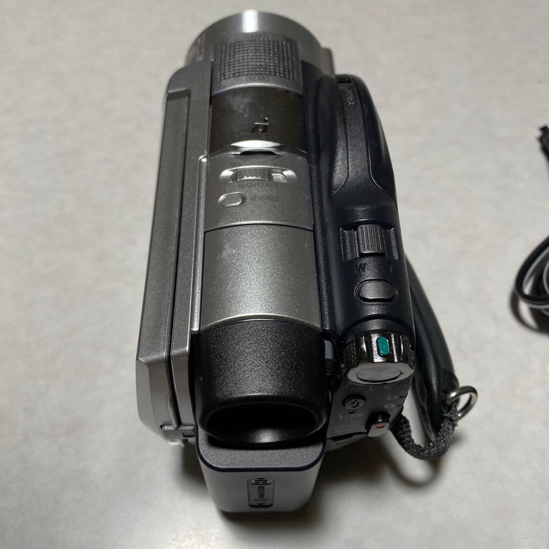 SONY HD HANDYCAM HDR-UX7 ①
