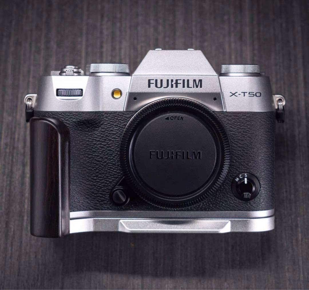 新品 富士フイルム FUJIFILM xt50用 ハンドグリップ