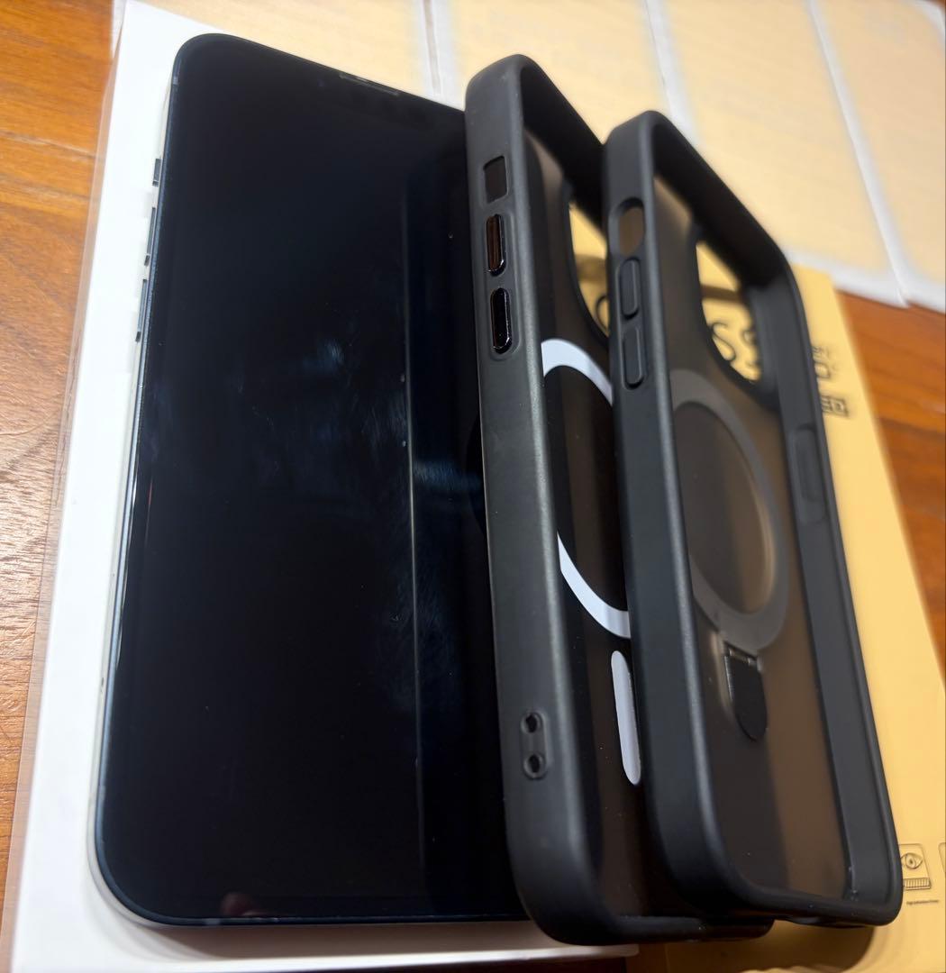 【美品】iPhone 13 256GB ブラック 本体 付属品多数