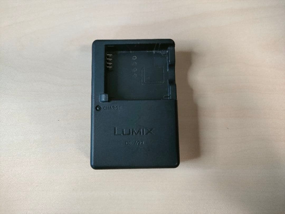 ジャンク品　Panasonic LUMIX G ミラーレスカメラ 12-32mm