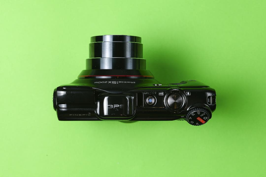 デジタルカメラ FUJIFILM FINEPIX F550 EXR