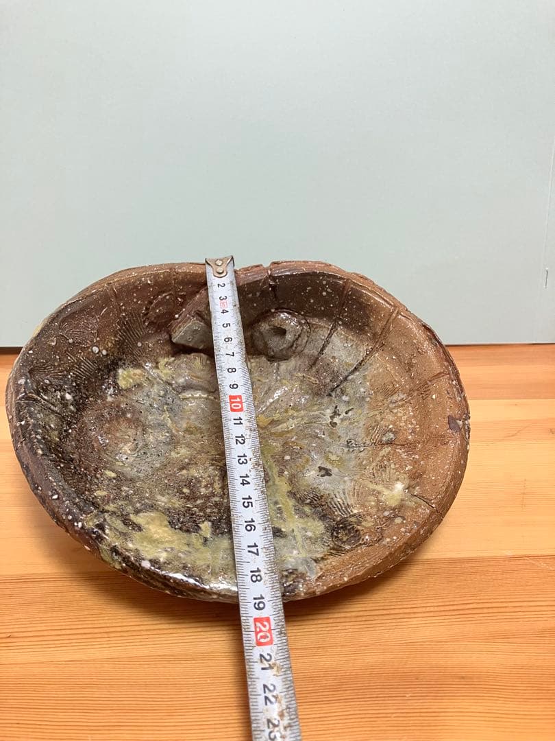 琉球　沖縄　当真裕爾作　貝型の皿　ヤチムン　やちむん　珍品　希少 ニュウ有