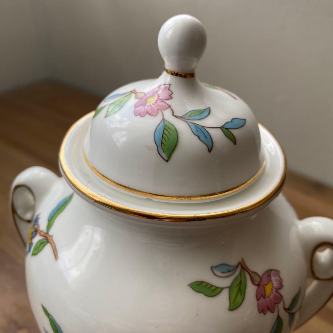 AYNSLEY ペンブロック 蓋付き花瓶　フラワーベース 白 陶器 花柄