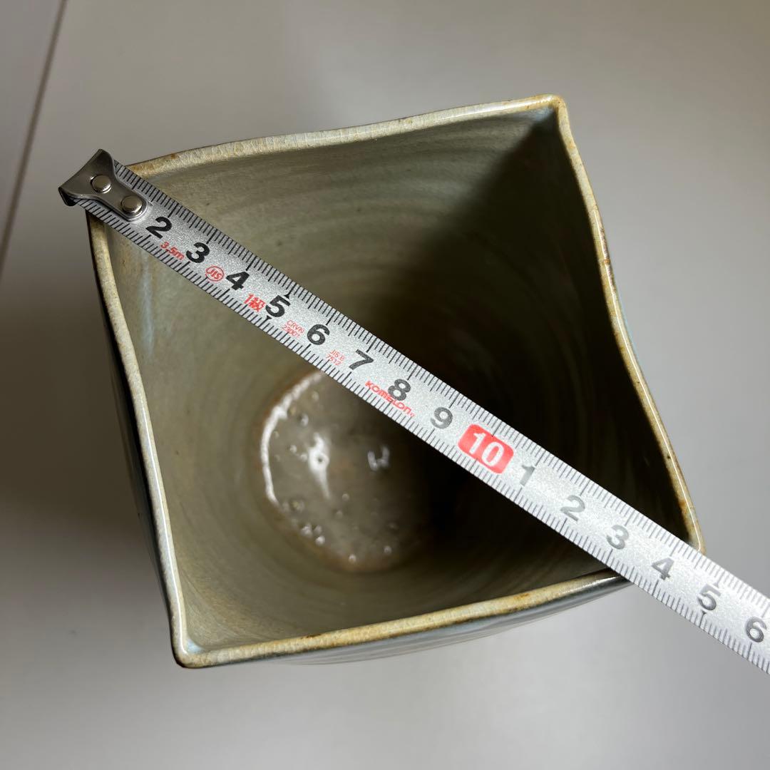 時代　夜寒焼　菱形水指　木箱付　高さ約18㎝　東Y8-0312☆2F