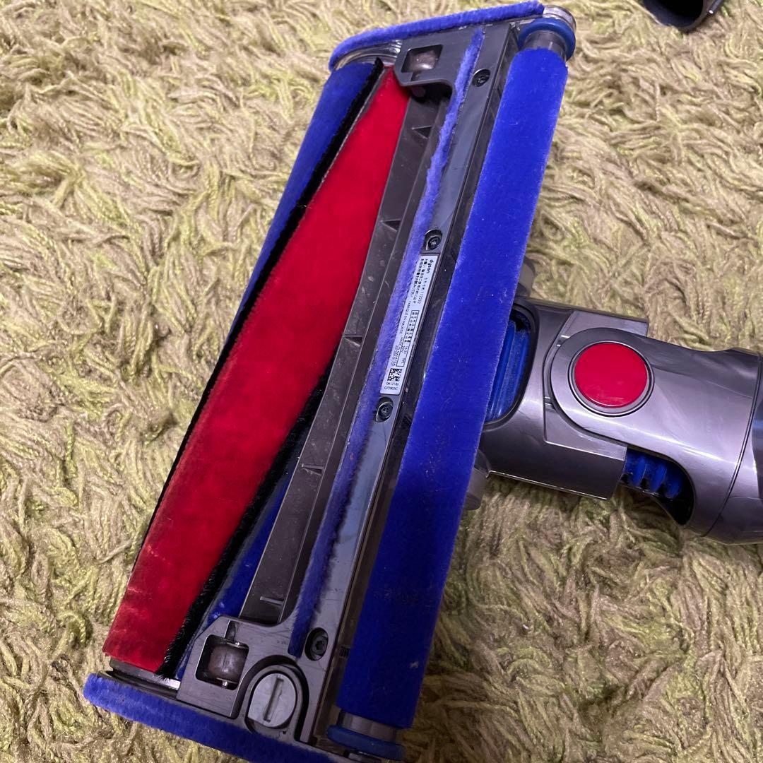 Dyson V8 fluffy+ スティッククリーナー 本体