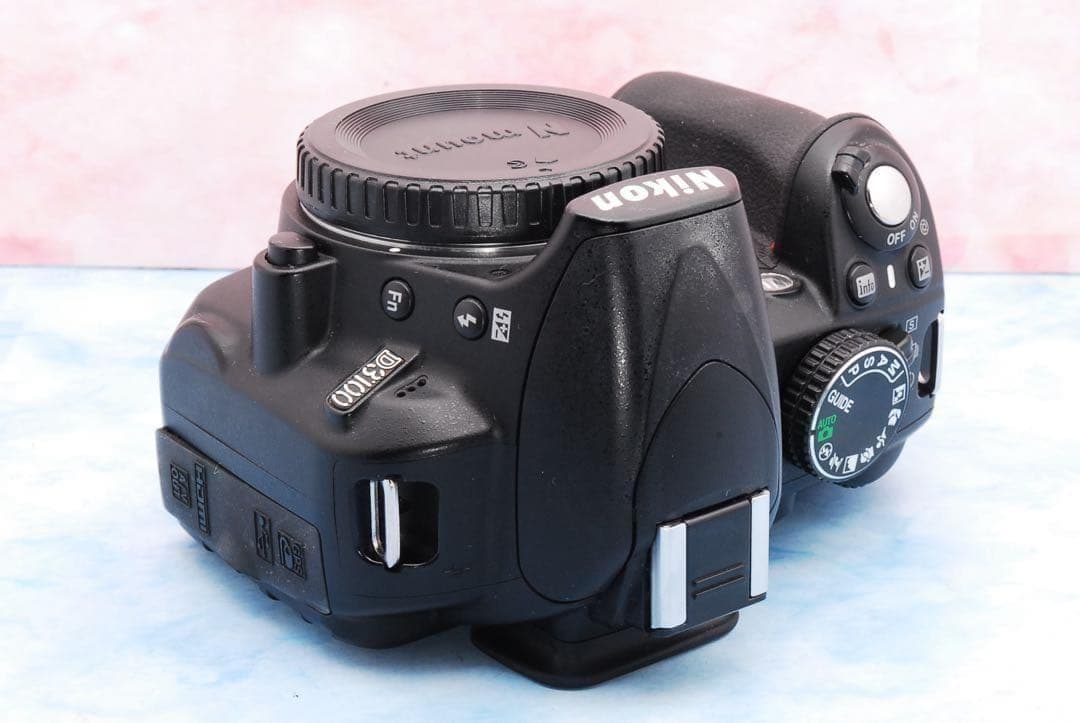 ☆ニコン D3100☆一眼レフカメラ☆デビュー向け☆手ぶれ補正レンズ付