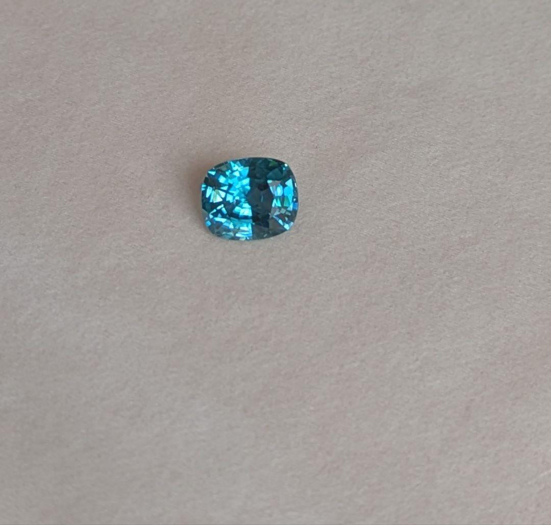 カンボジア産 ラタナキリ ブルージルコン 2.75ct 高品質ルース 天然石
