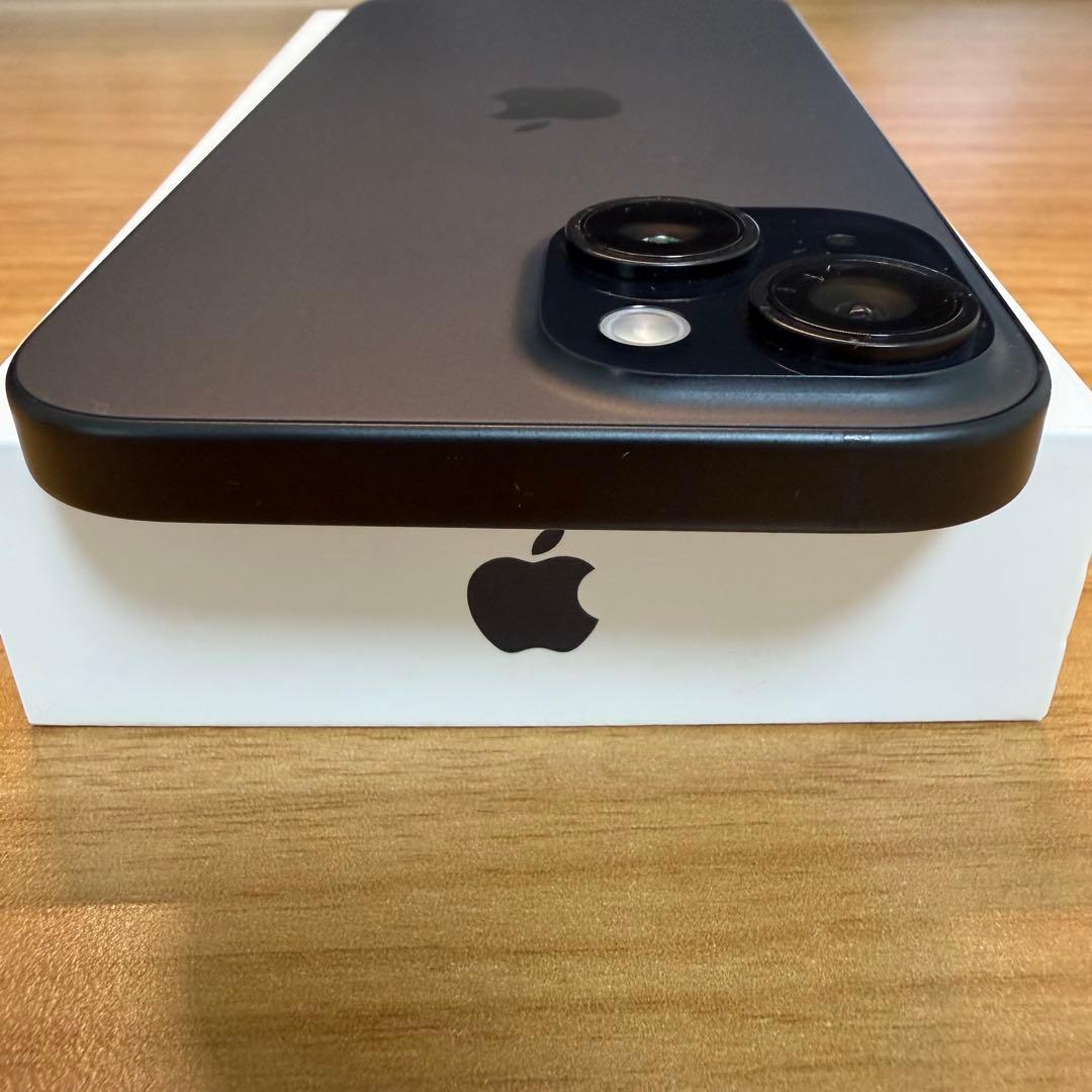 【ジャンク】iPhone 15 ブラック 128 GB docomo 一括購入品