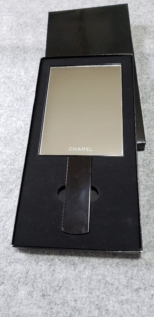 【箱入り】CHANEL手鏡　シャネル希少品ミラー