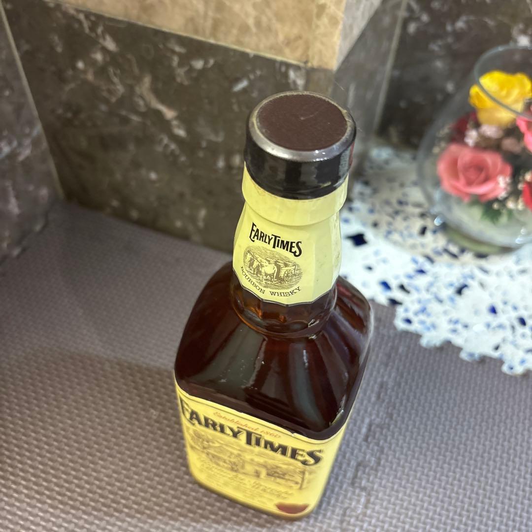 アーリータイムズ　バーボンウイスキー 旧ボトル　古酒　700ml 40%