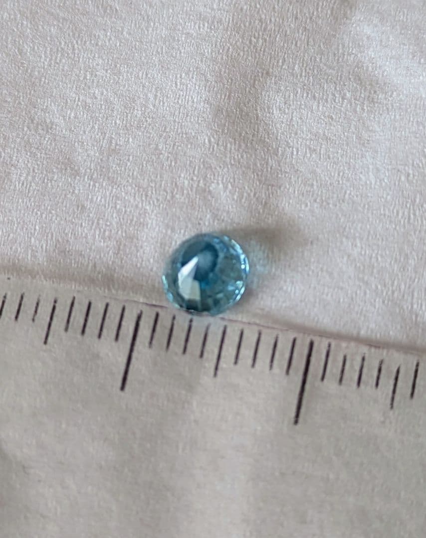 カンボジア産 ラタナキリ ブルージルコン ルース 約5mm 天然石
