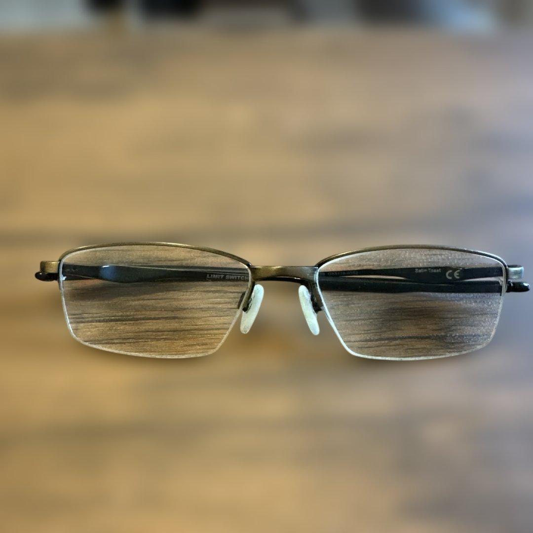 メガネ・老眼鏡 OAKLEY LIMIT SWITCH 0.5 OX5119-0352