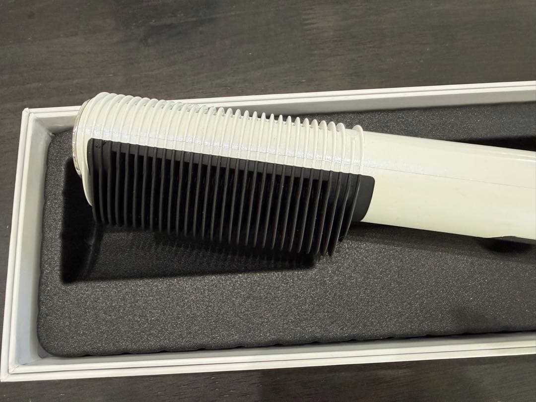 ELEMEA COMB STRAIGHTENER エレメアコームストレイナー