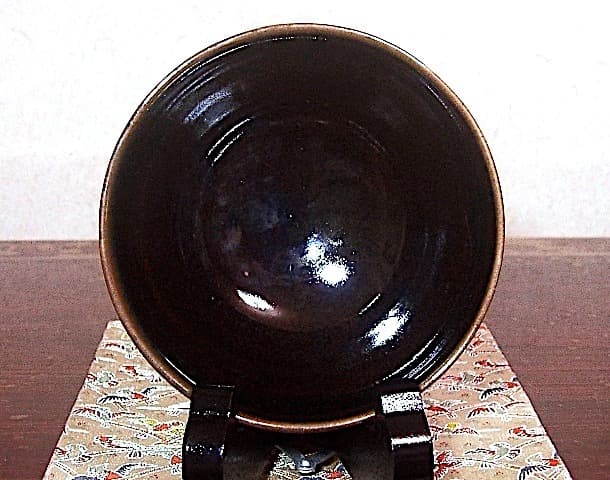京焼・清水焼　真葛窯　宮川香斎作　御天目　茶碗　台高杯共　無傷　共箱　古物。