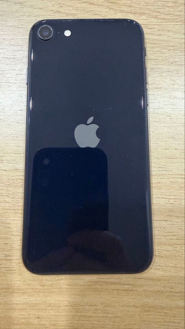 【AppleCare有】iPhone SE3 128GB ミッドナイトBT82%