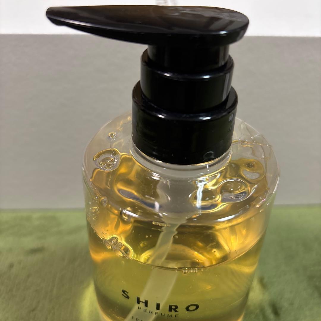 人気 SHIRO / PERFUME FREESIA MIST ボディソープ