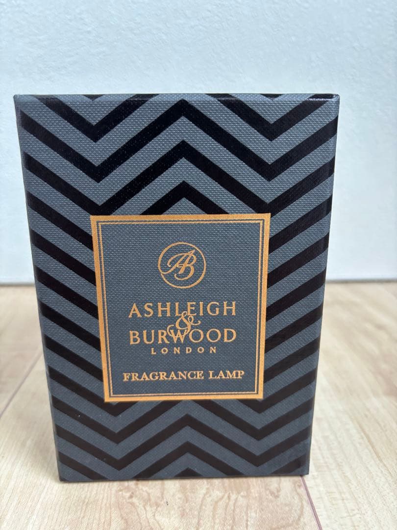 ASHLEIGH & BURWOOD（アシュレイ＆バーウッド）ランプ　セット