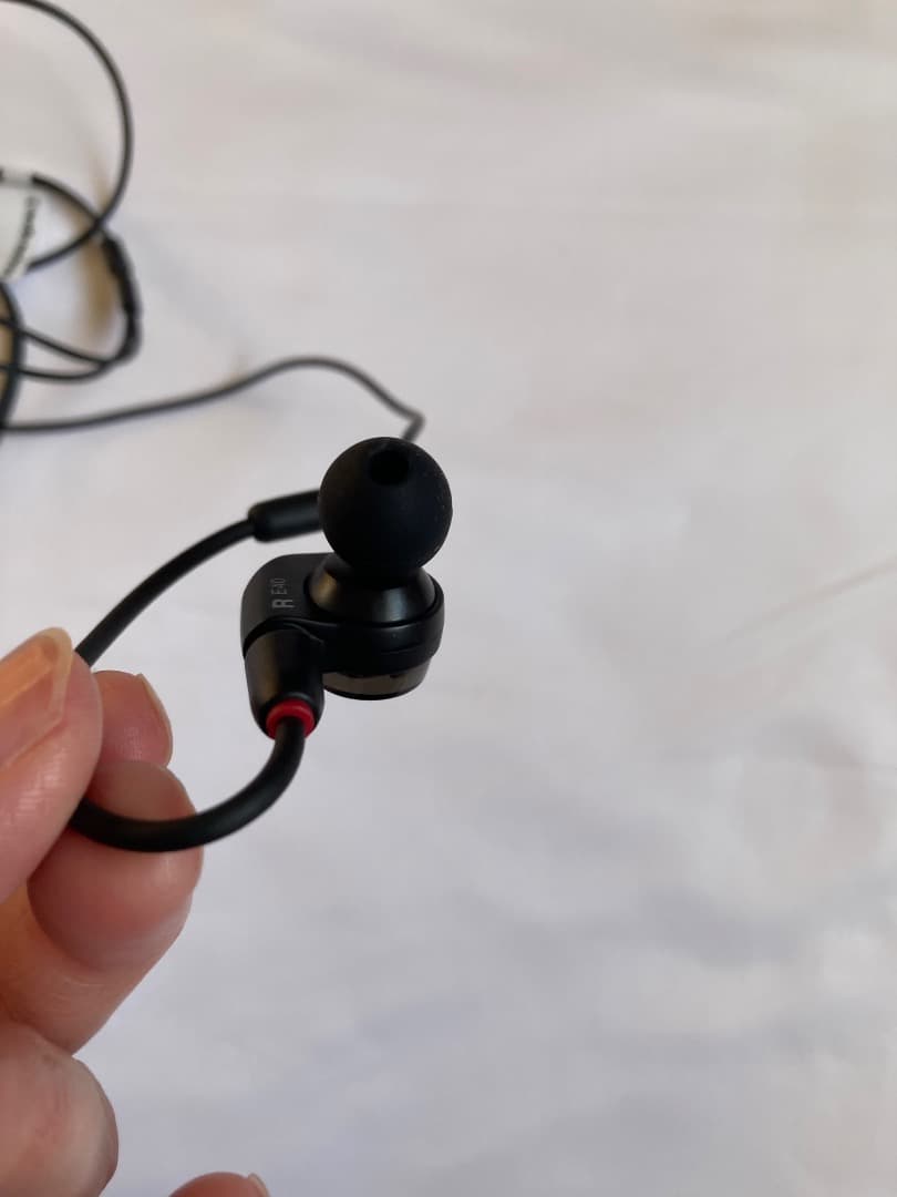 【美品】audio-technica ATH-E40 有線モニターイヤホン