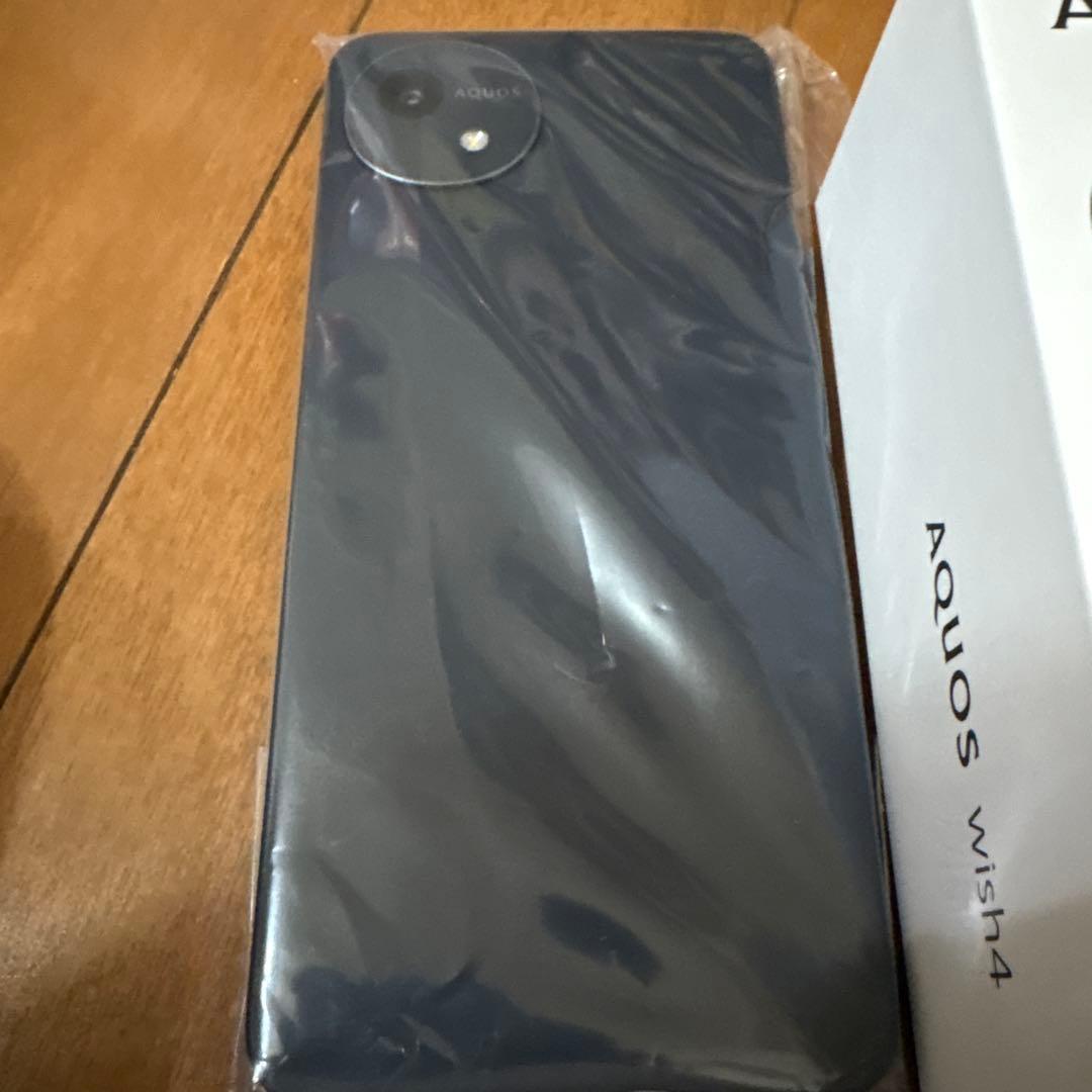 AQUOS wish4 本体
