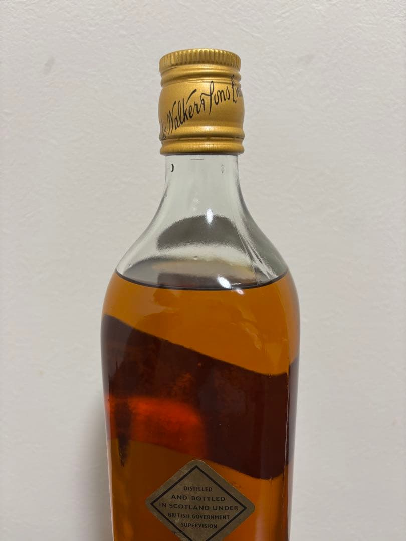 【希少・古酒】ジョニーウォーカー ブラックラベル 金キャップ 白紋章