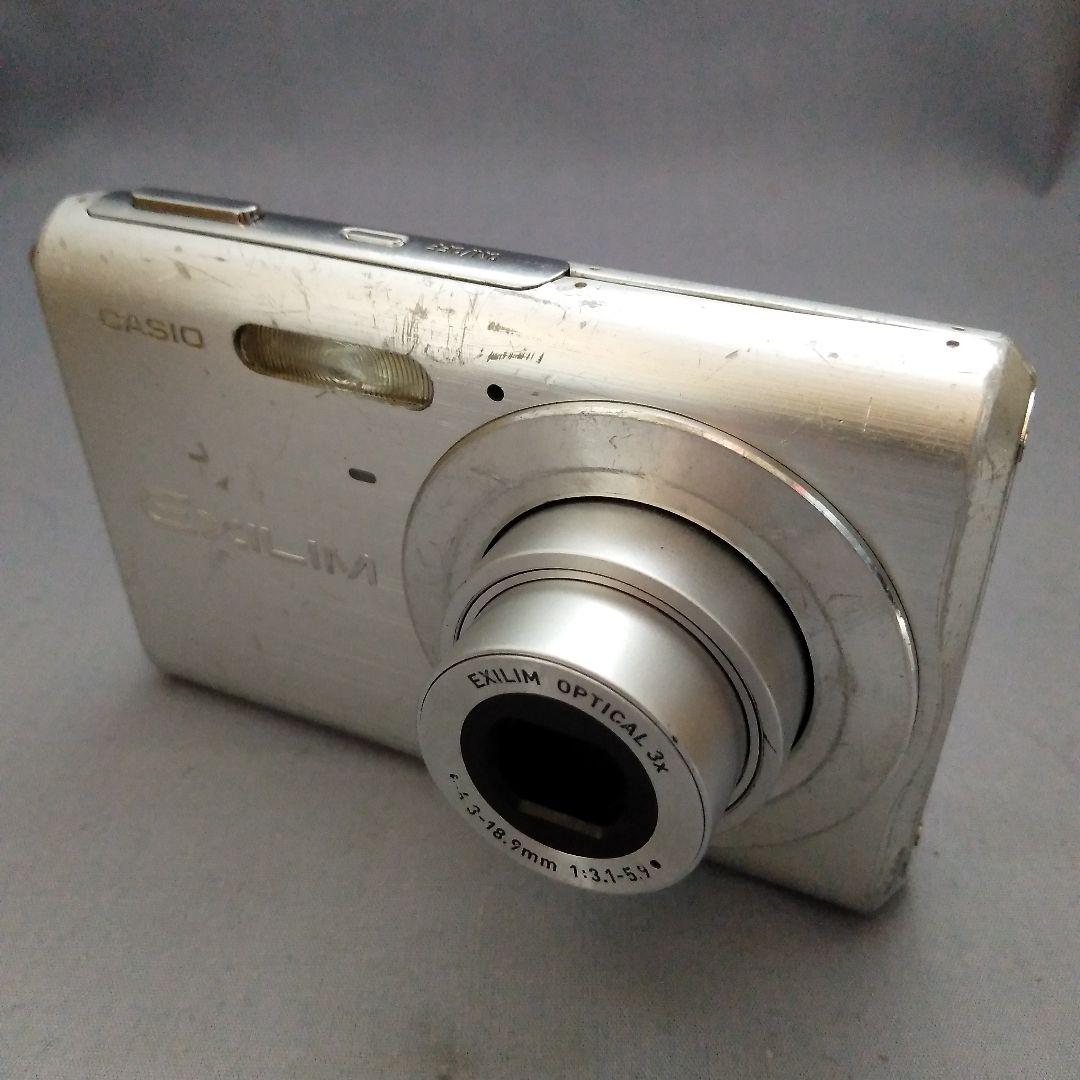 CASIO EXILIM EX-Z60　シルバー