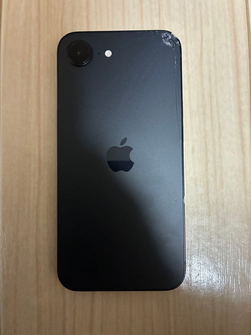 Apple iPhone 16e 256GB ブラック 本体
