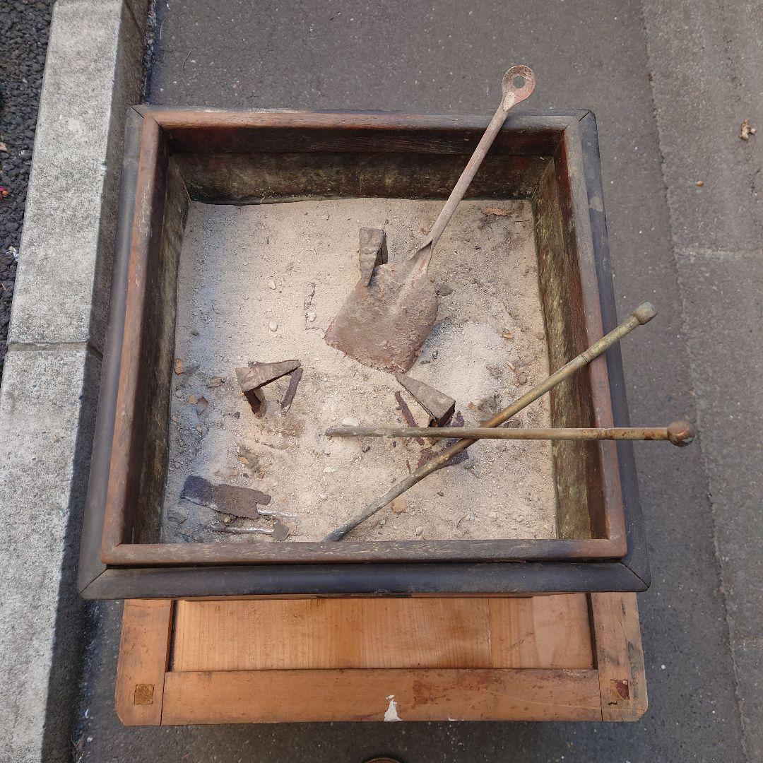 角火鉢