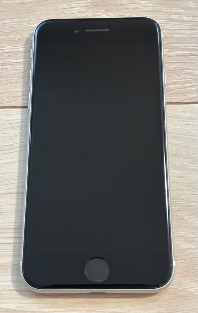 iPhoneSE 第2世代 128GB ホワイト SIMフリー バッテリー交換済