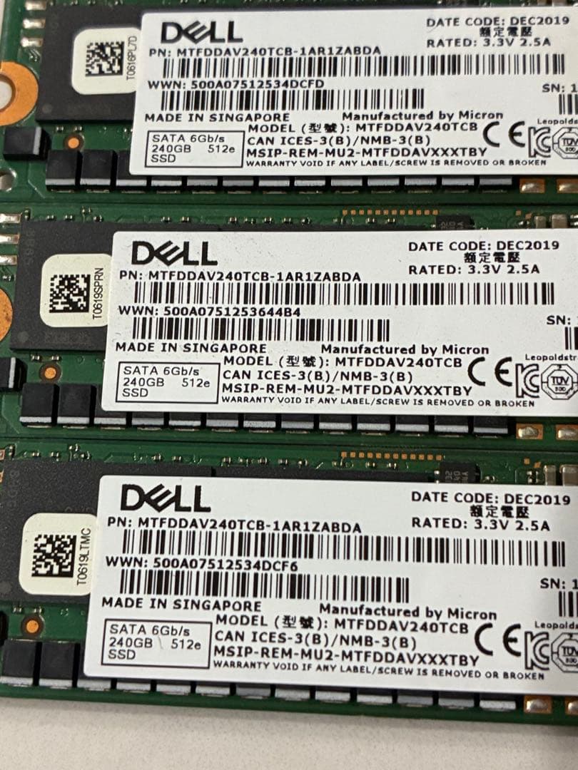 Dell製240GB M.2 SATA SSD（型番：MTFDDAV240TCB