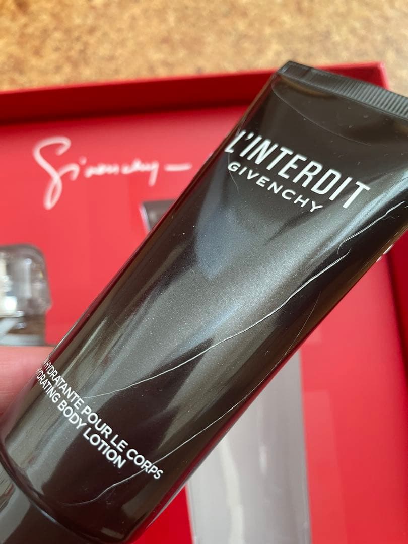 【新品未使用】GIVENCHY l’interdit ランテルディ50mlコフレ