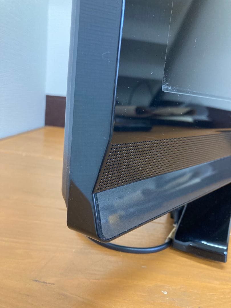 TOSHIBA 液晶カラーテレビ