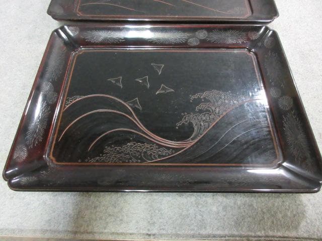 茶道具 木彫り 波に千鳥 茶盆 一対 箱入り 銘有り [B25400]