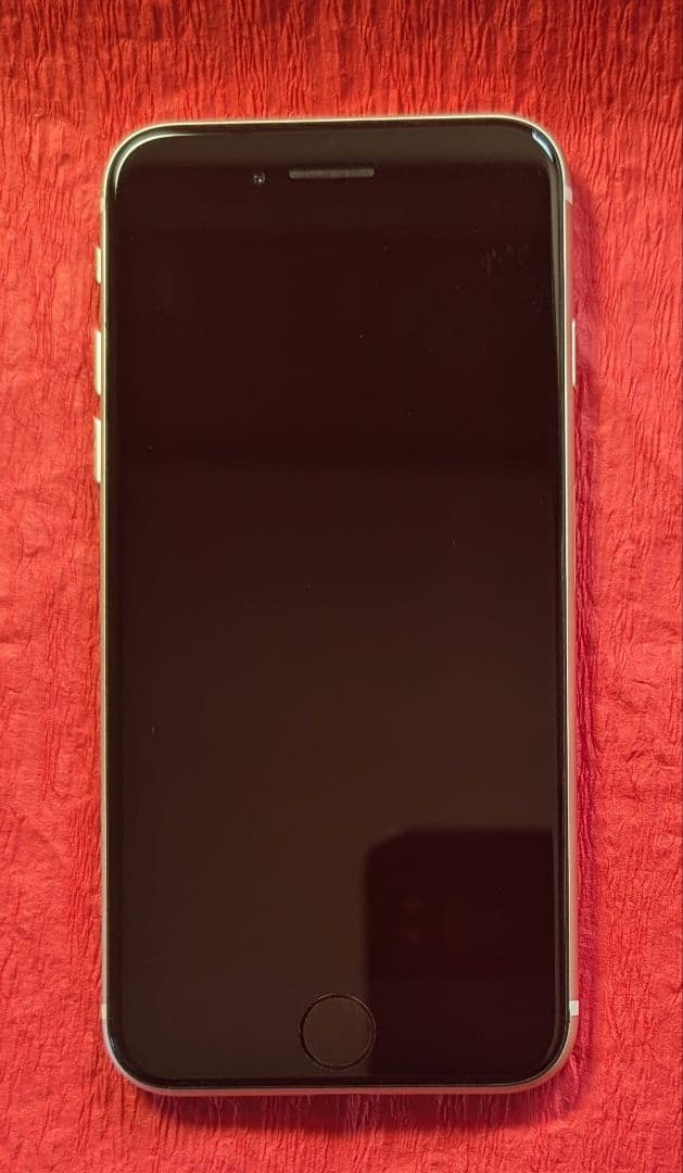 iPhone SE3 64GB スターライト SIMフリー