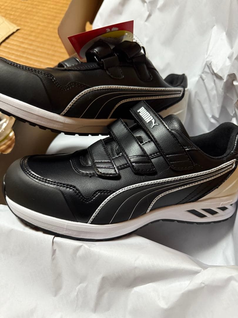 PUMA安全靴