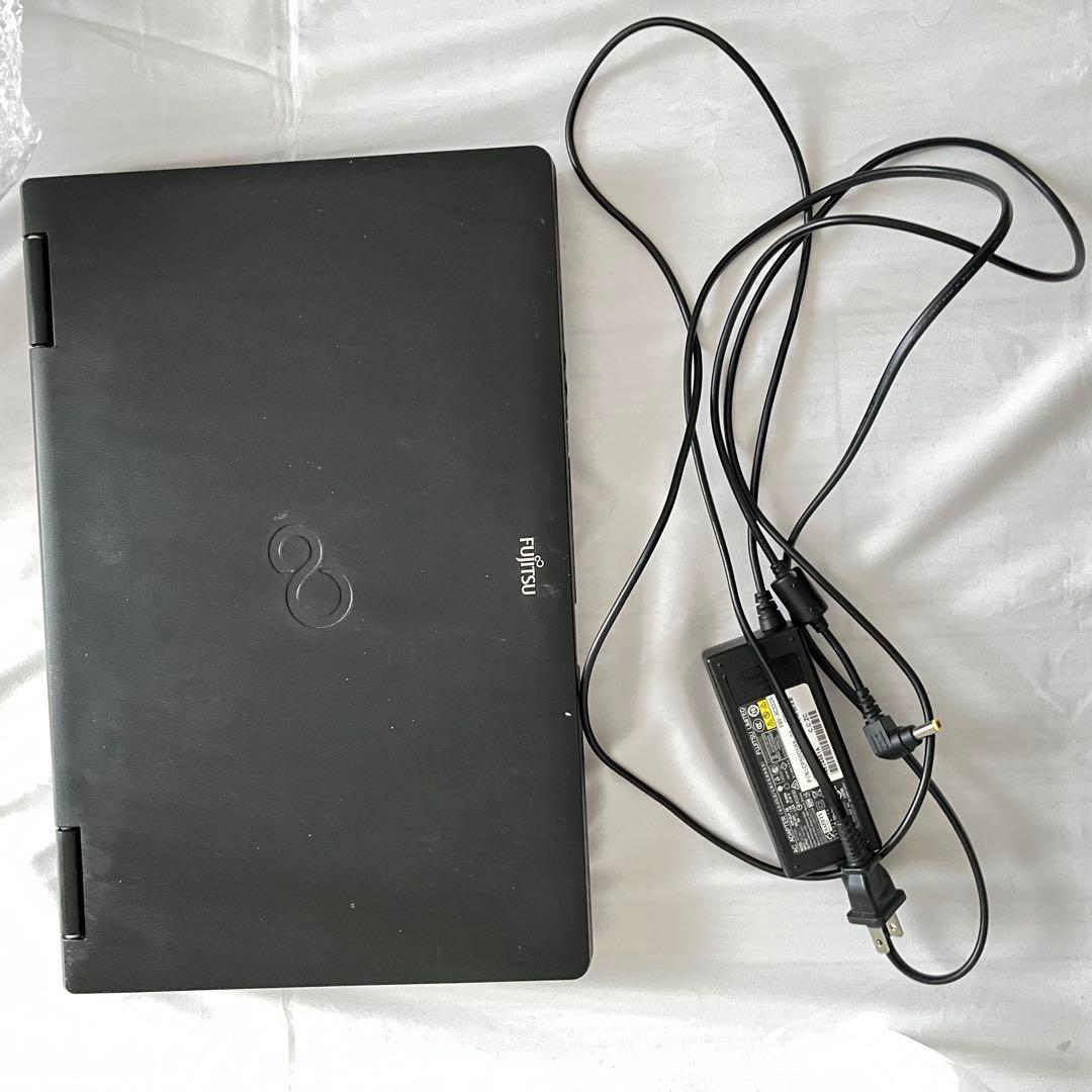 ノートパソコン　FUJITSU　LIFEBOOK A572/E Core i5