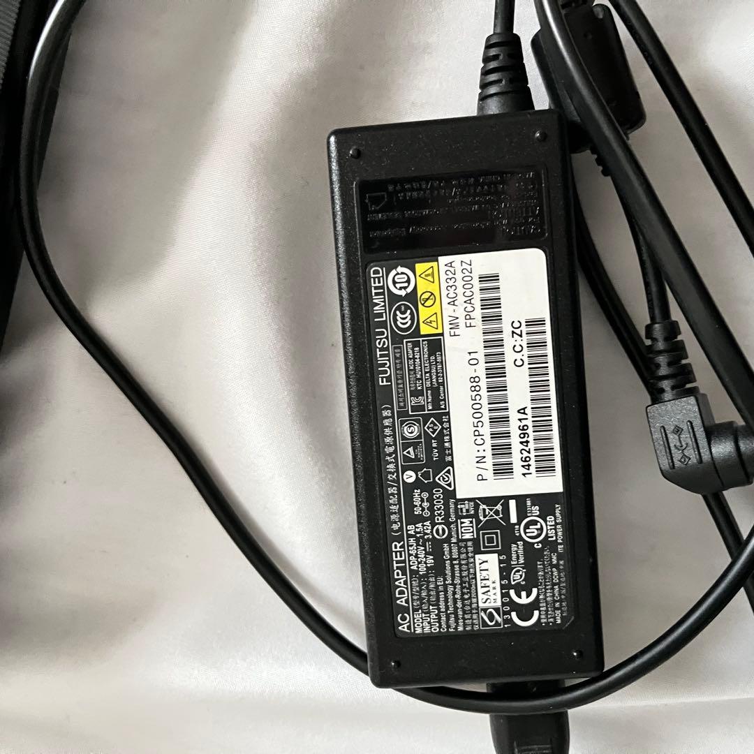 ノートパソコン　FUJITSU　LIFEBOOK A572/E Core i5