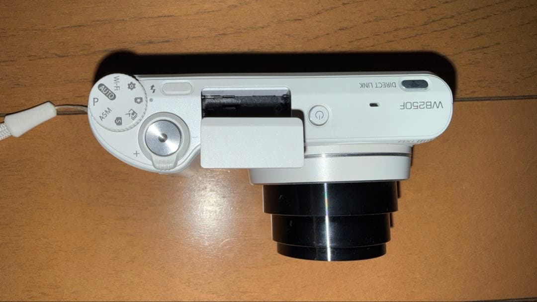 Samsung WB250F コンパクトデジタルカメラ 白