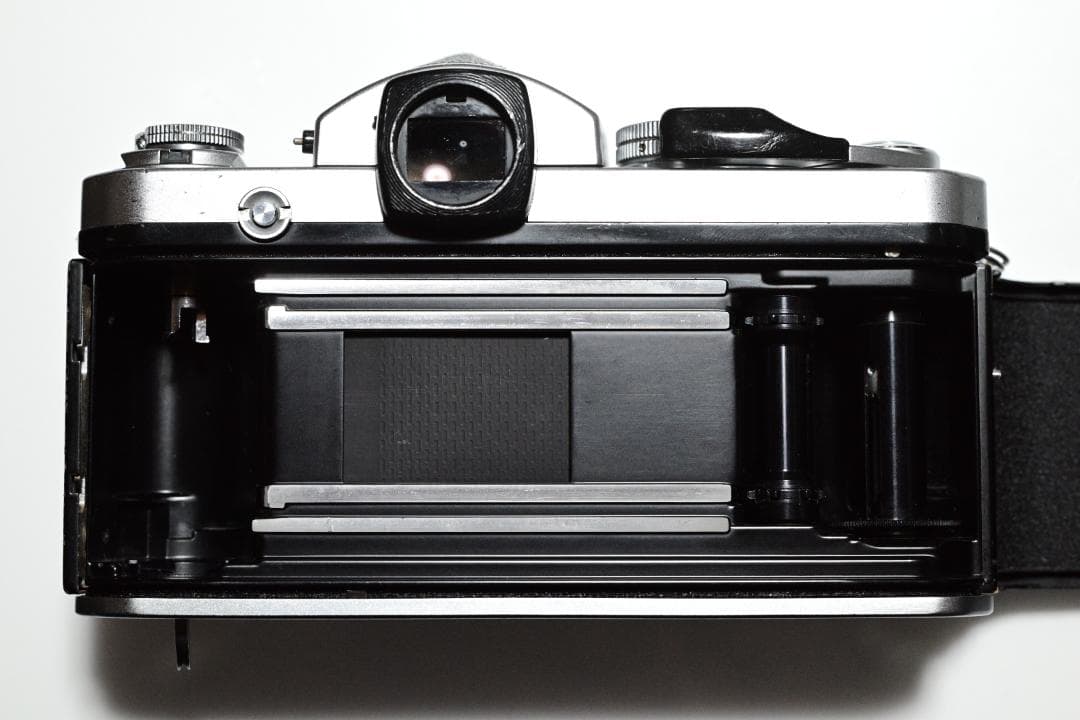 動作良好 Nikon F2 アイレベル シルバー DE-1 736万台 1974