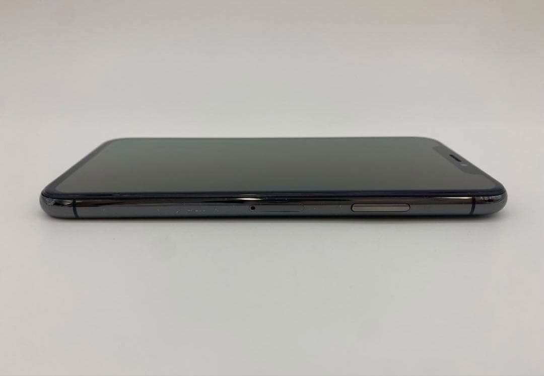 Apple iPhone XS スペースグレイ64GB