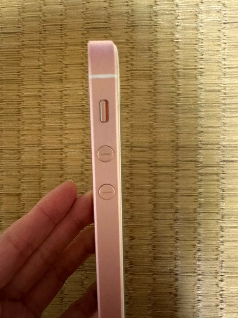 美品 iPhone SE 初代 128GB ローズゴールド 本体