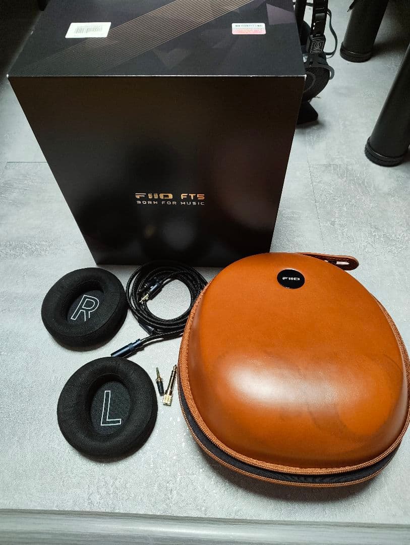 FIIO/有線ヘッドホン　FT5 Black 【FIO-FT5-B】