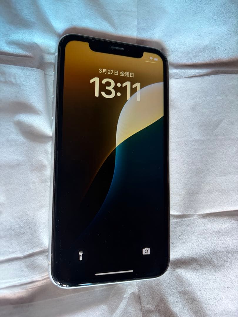 Apple iPhone XR ホワイト 6.1インチ　128GB