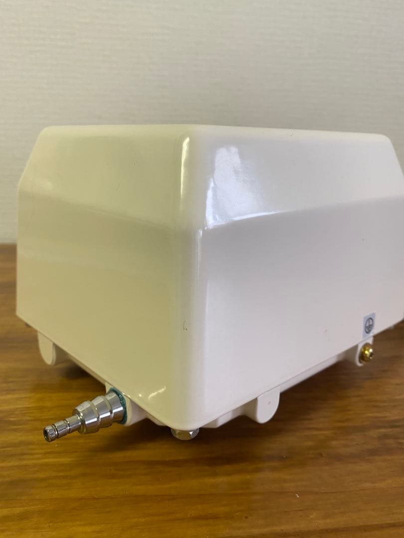 電磁式エアーポンプ　吐出専用タイプ　YP-15A　安永エアポンプ株式会社