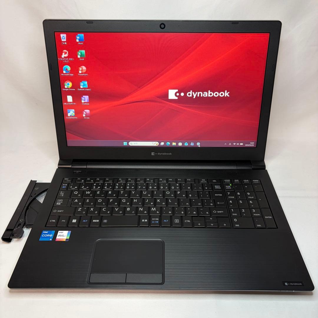 使用極少 dynabook B65 11世代 i5 16GB 15.6型 DVD