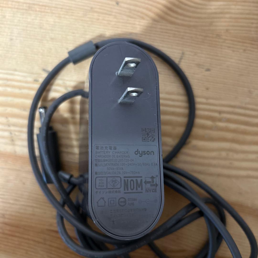 【稼働品】Dyson ダイソン V7 V8 SV11 付属品あり